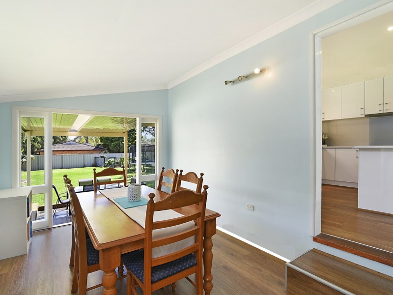 51 Manuka Parade, Gorokan NSW 2263