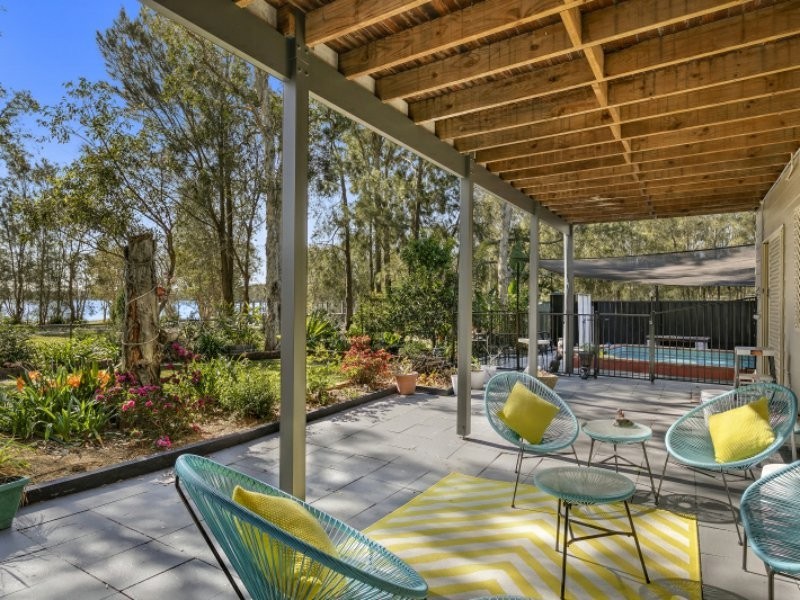 260 Buff Point Avenue, Buff Point NSW 2262