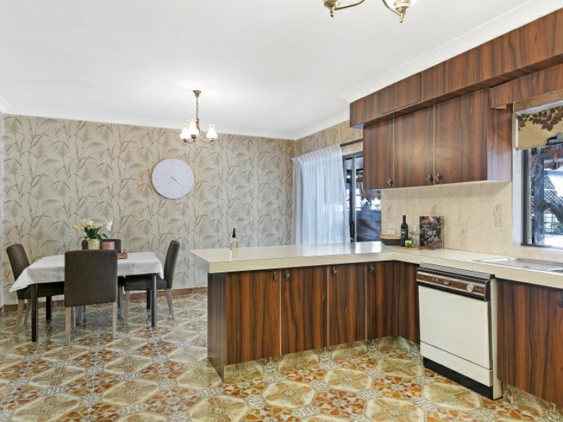 126 Delia Avenue, Halekulani NSW 2262