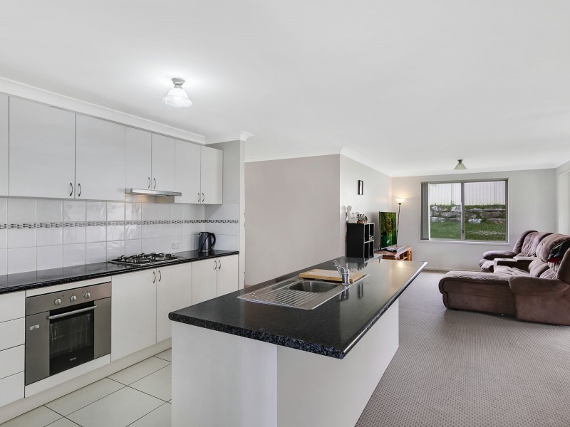 4 Sabre Place, Hamlyn Terrace NSW 2259
