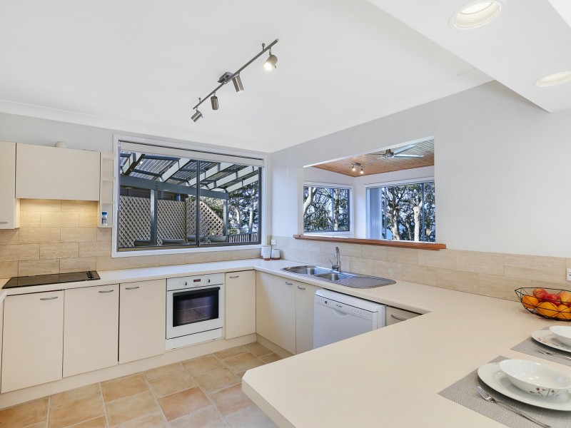 1 Parklake Close, Wyongah NSW 2259