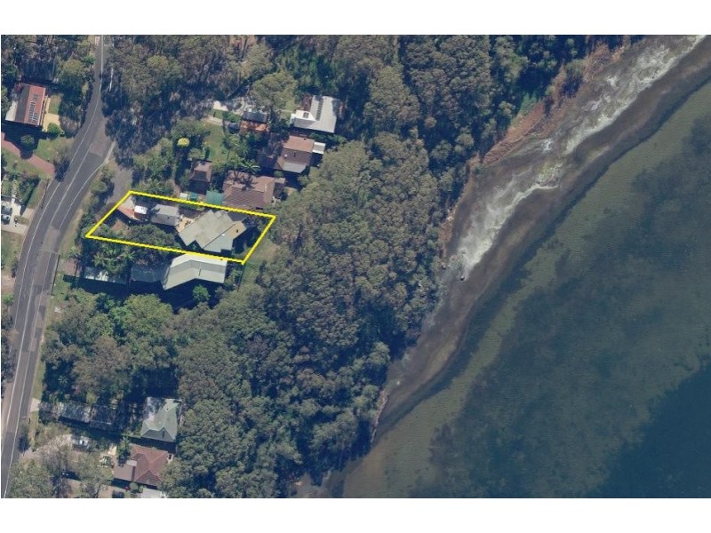 1 Parklake Close, Wyongah NSW 2259