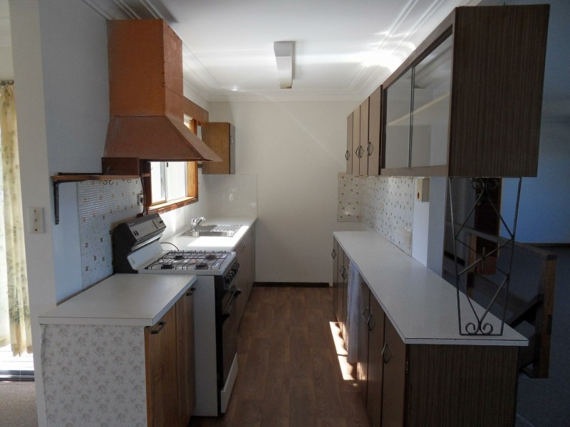 18 Marks Road, Gorokan NSW 2263