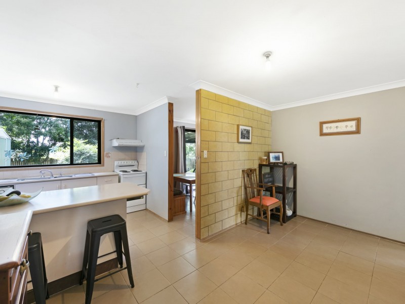 10 Parton Close, Buff Point NSW 2262