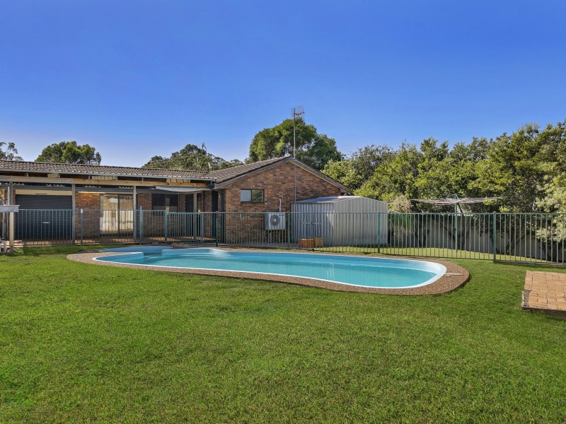 15 Mundara Close, Buff Point NSW 2262