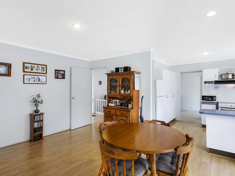 32 Narambi Road, Buff Point NSW 2262