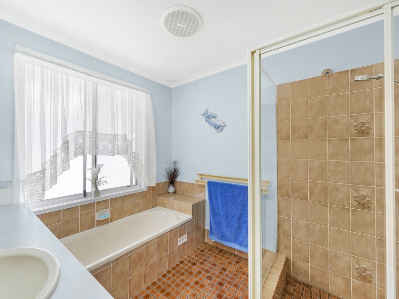 32 Narambi Road, Buff Point NSW 2262