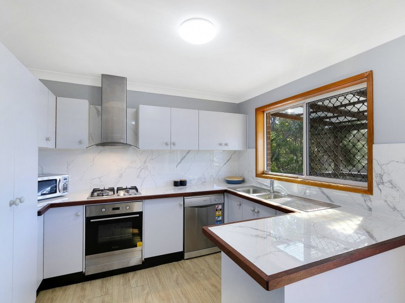 4 Somerville Close, Budgewoi NSW 2262