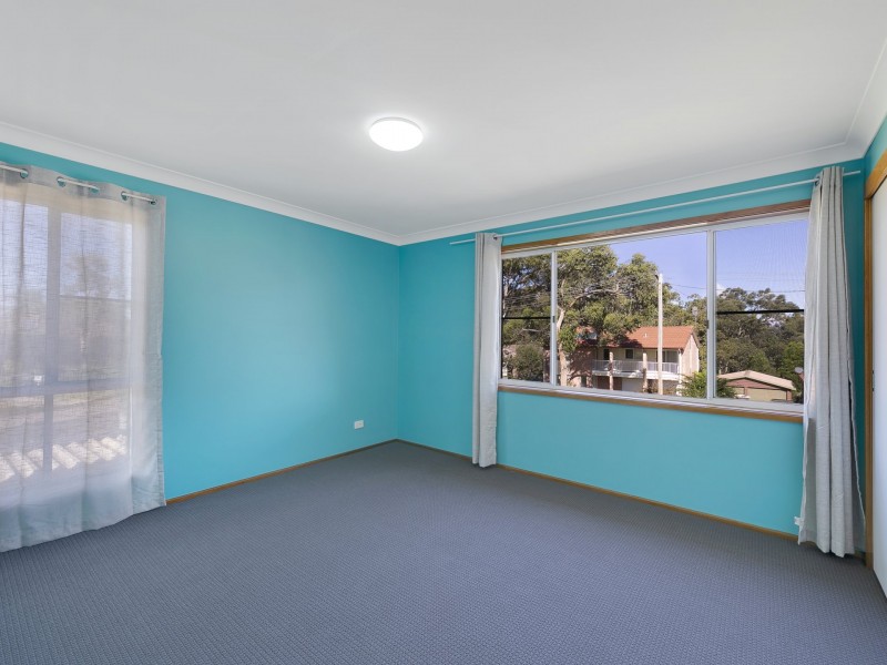 4 Somerville Close, Budgewoi NSW 2262