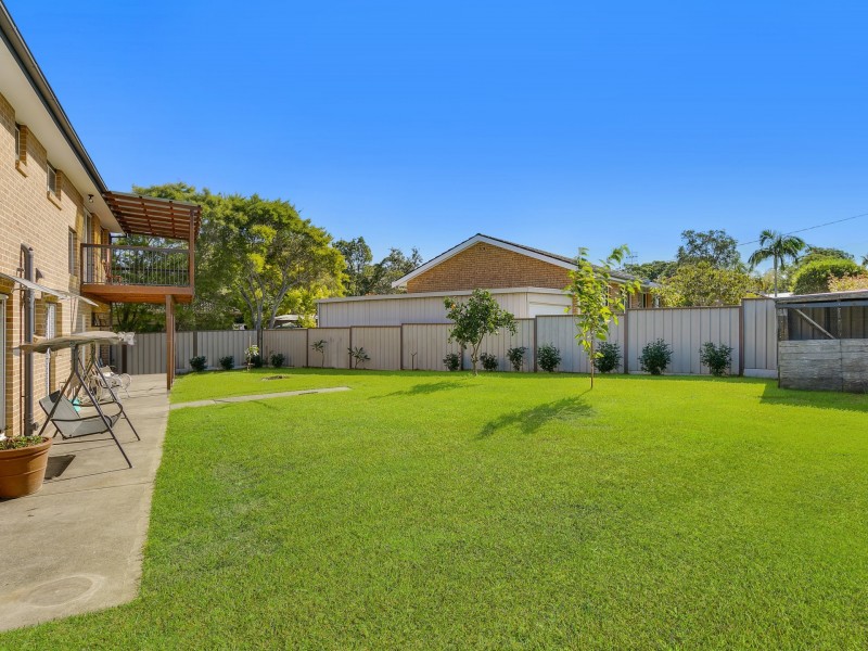 4 Somerville Close, Budgewoi NSW 2262