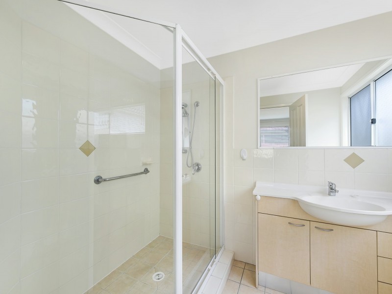 102/2 Saliena Avenue, Lake Munmorah NSW 2259