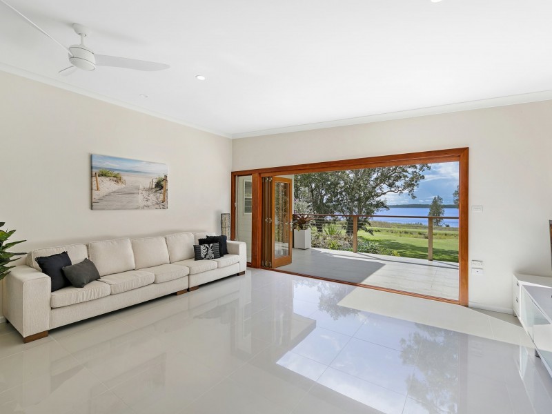 83 Sunrise Avenue, Halekulani NSW 2262