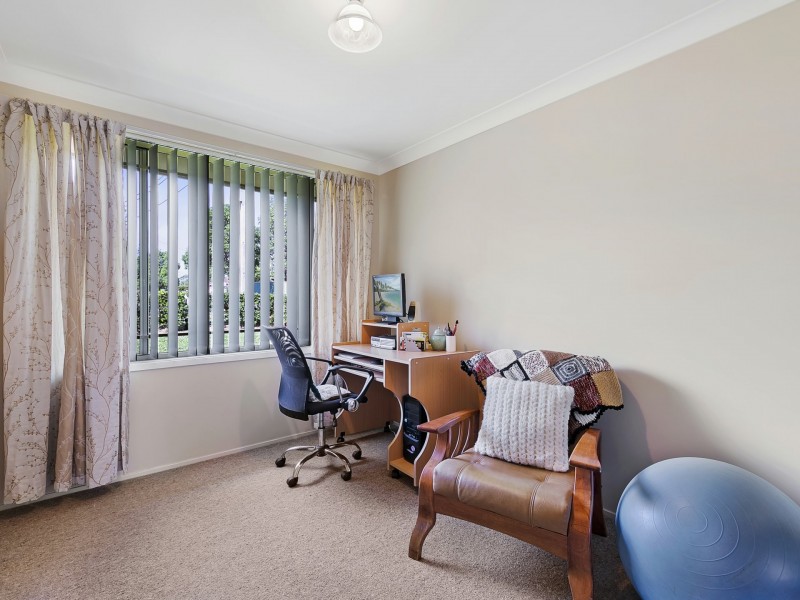 30 Scenic Circle, Budgewoi NSW 2262