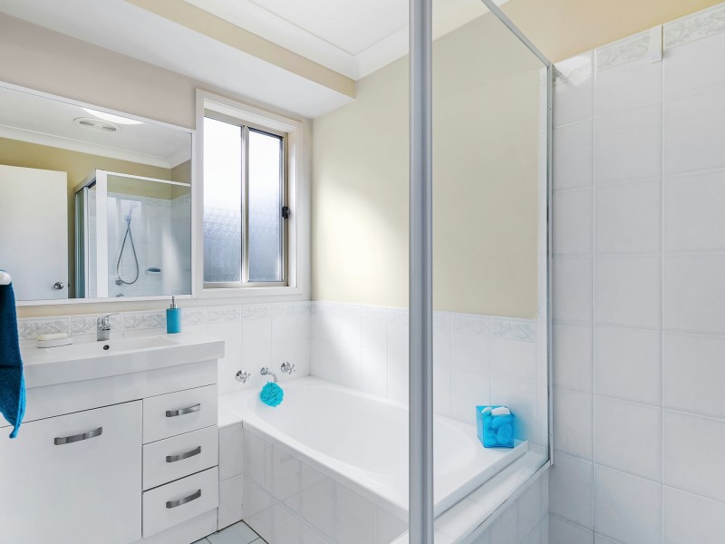 30 Scenic Circle, Budgewoi NSW 2262