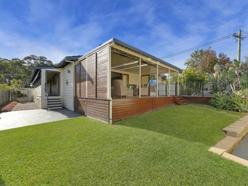 2 Acacia Avenue, Lake Munmorah NSW 2259