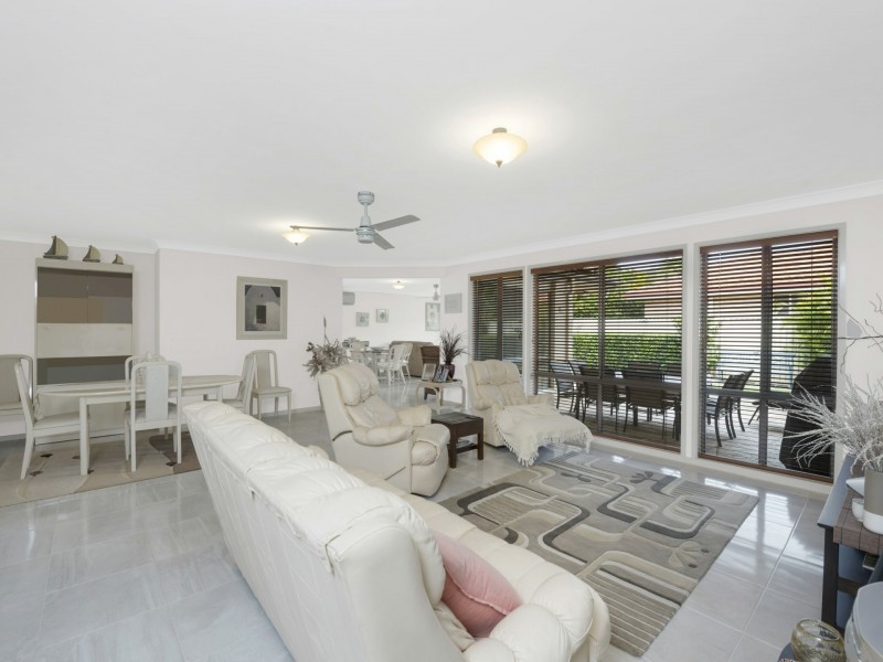 29 Mercator Close, Lake Munmorah NSW 2259