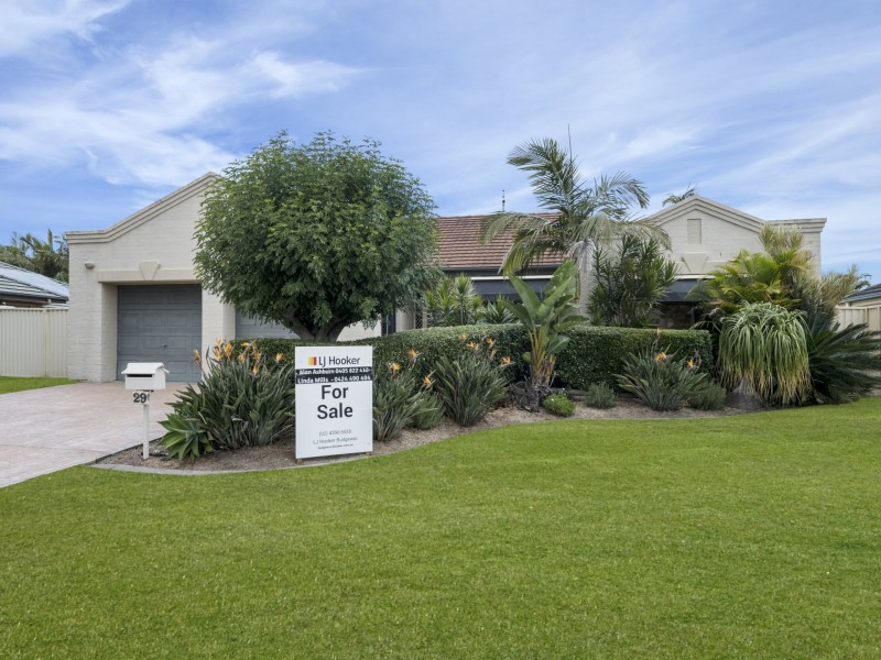 29 Mercator Close, Lake Munmorah NSW 2259