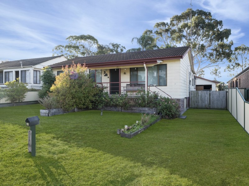 43 Wentworth Avenue, Doyalson NSW 2262