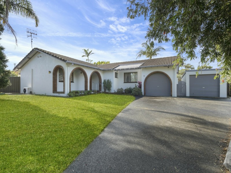 3 Susan Close, Halekulani NSW 2262