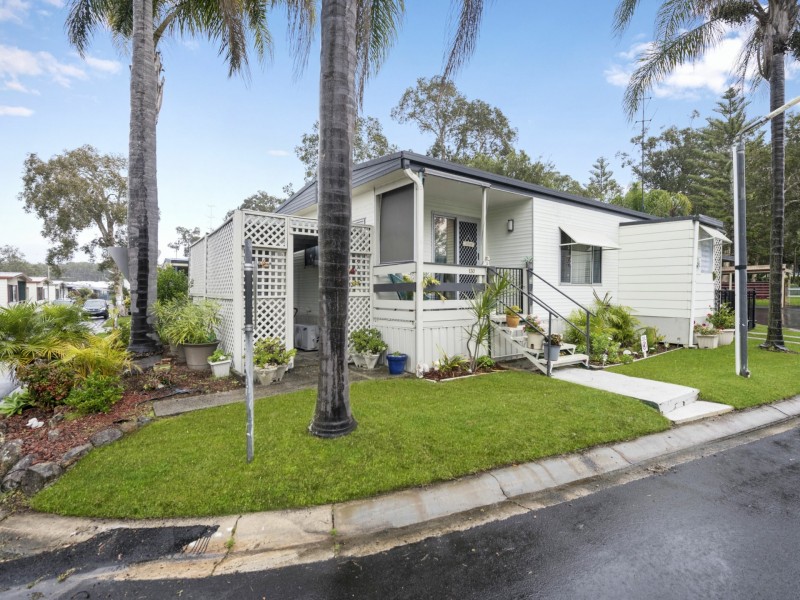 130/51 Kamilaroo Avenue, Lake Munmorah NSW 2259