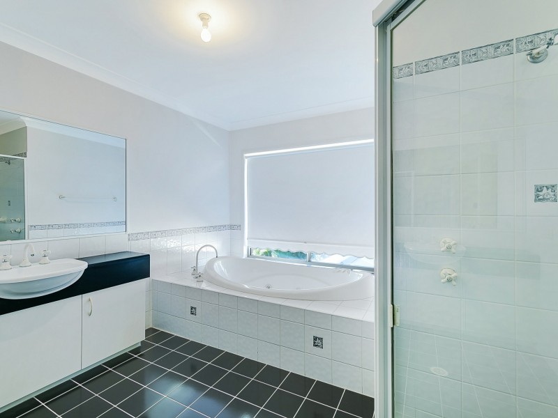 72 Walker Avenue, Kanwal NSW 2259