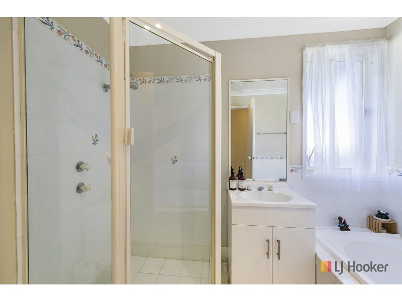 29 Loongana Crescent, Blue Haven NSW 2262