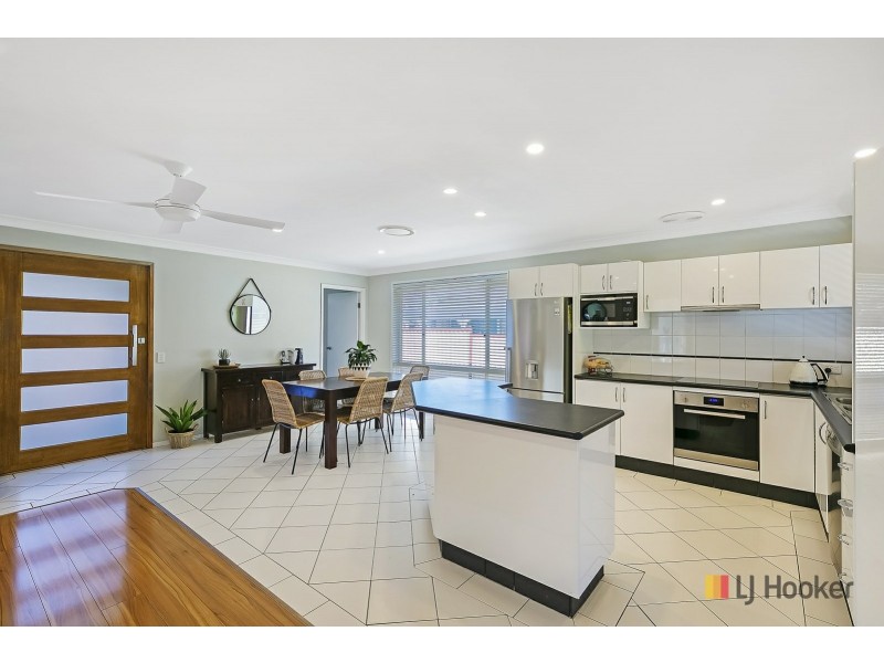 14 Tarwhine Avenue, Chain Valley Bay NSW 2259