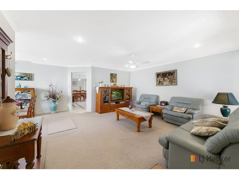 24 Lakeway Drive, Lake Munmorah NSW 2259