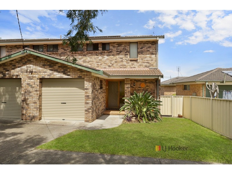 Unit 2/30 Mary Street, Gorokan NSW 2263