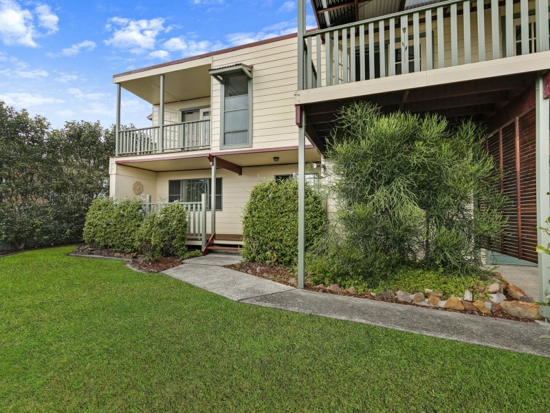 19 Kendall Crescent, Norah Head NSW 2263