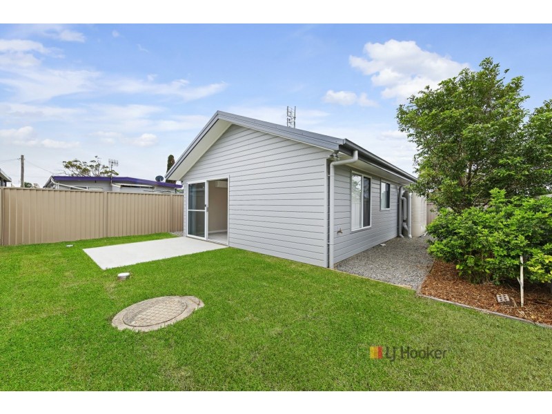 22a Goobarabah Avenue, Gorokan NSW 2263