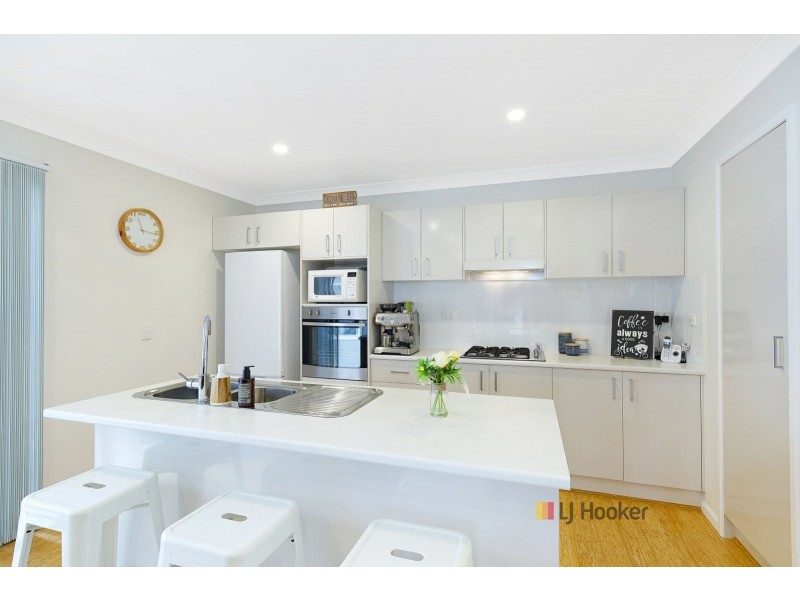 386/25 Mulloway Drive, Chain Valley Bay NSW 2259