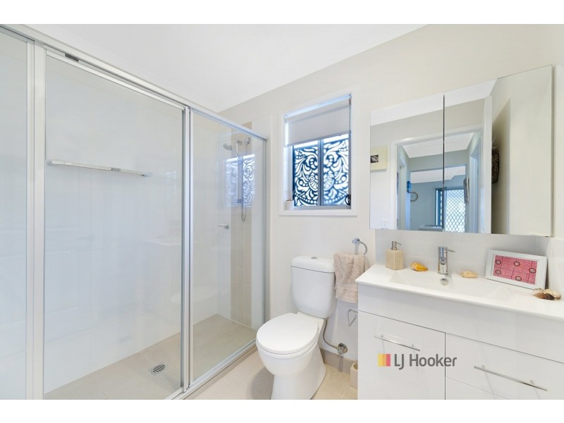 386/25 Mulloway Drive, Chain Valley Bay NSW 2259