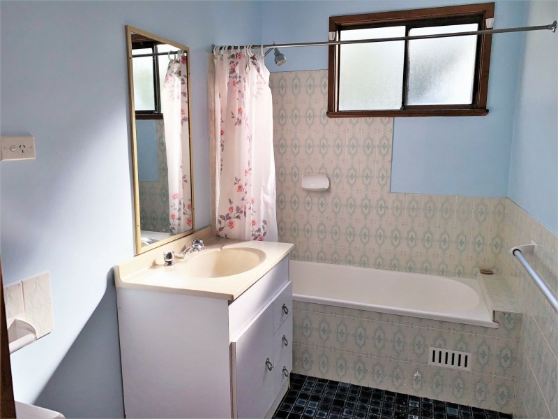 14 Kalele Ave, Halekulani NSW 2262