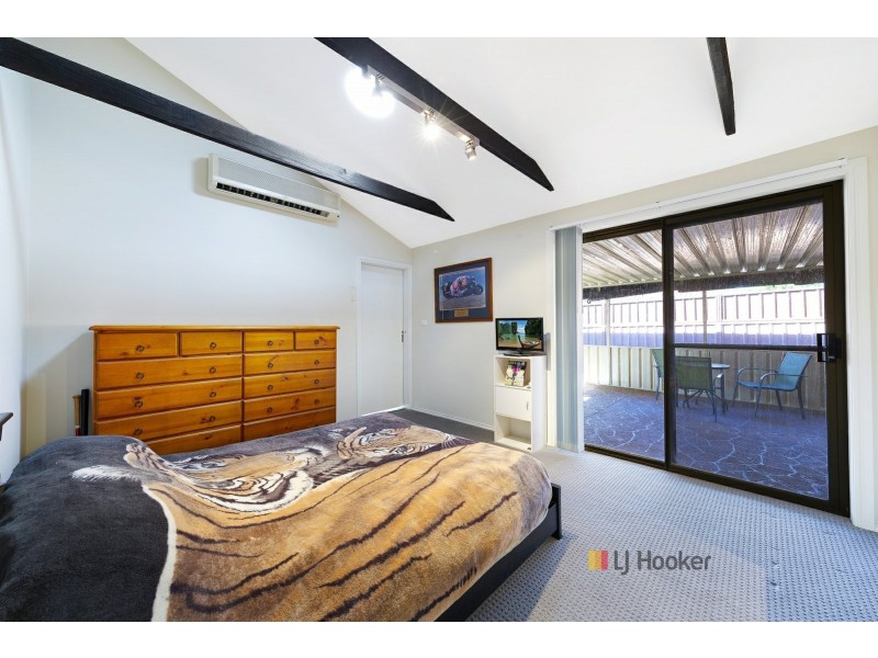 1 Ahina Avenue, Halekulani NSW 2262