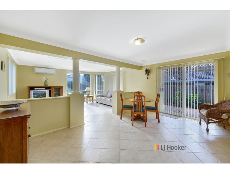 19 Honeygum Way, Mardi NSW 2259