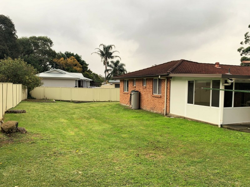 6 Canberry Close, Buff Point NSW 2262