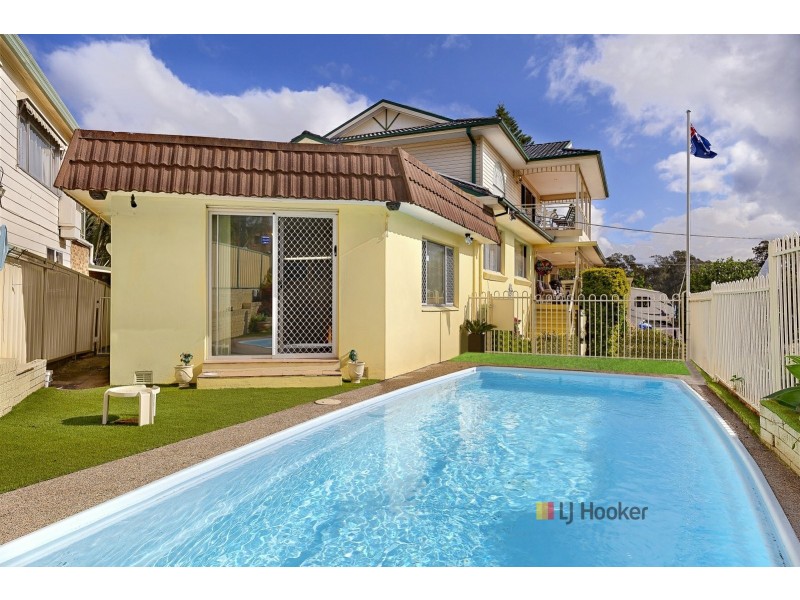 5 Peveril Street, Mannering Park NSW 2259