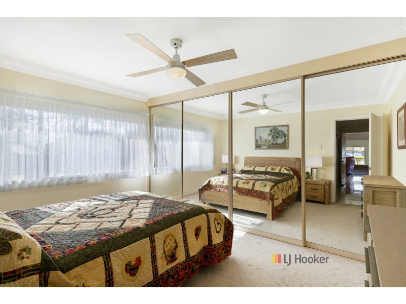 5 Peveril Street, Mannering Park NSW 2259