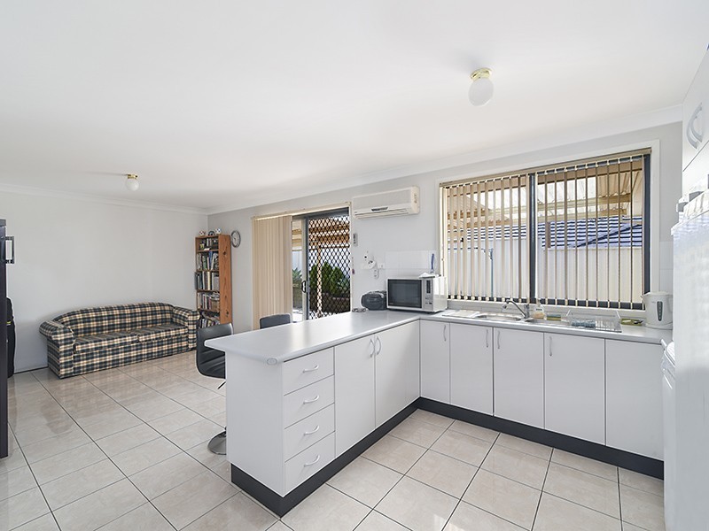 4 Mogo Close, Blue Haven NSW 2262