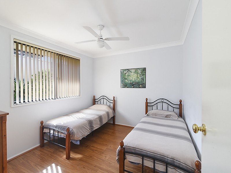4 Mogo Close, Blue Haven NSW 2262