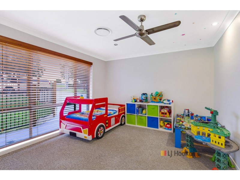 54 Scenic Circle, Budgewoi NSW 2262
