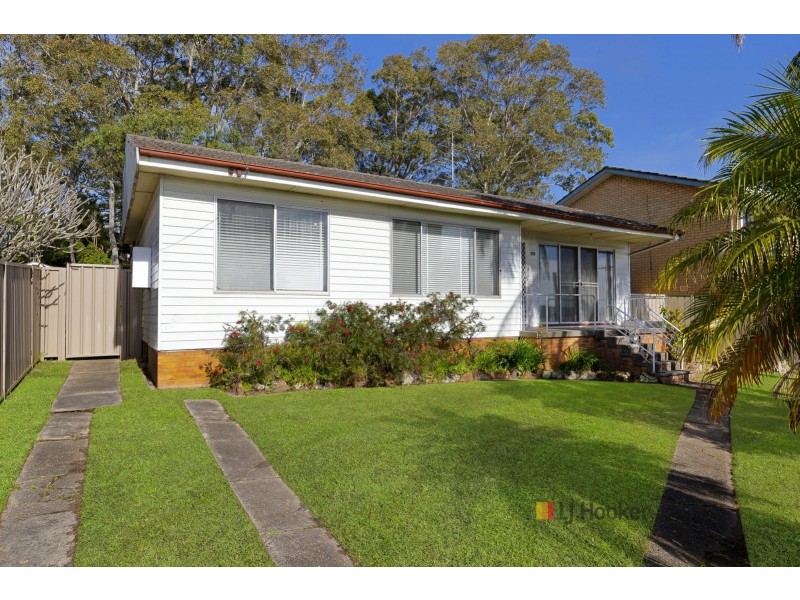 228 Wallarah Road, Gorokan NSW 2263