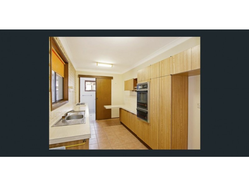 22 First Aveune, Toukley NSW 2263