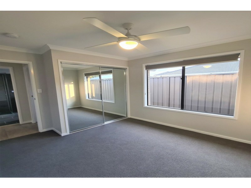 4 Bradman Drive, Woongarrah NSW 2259