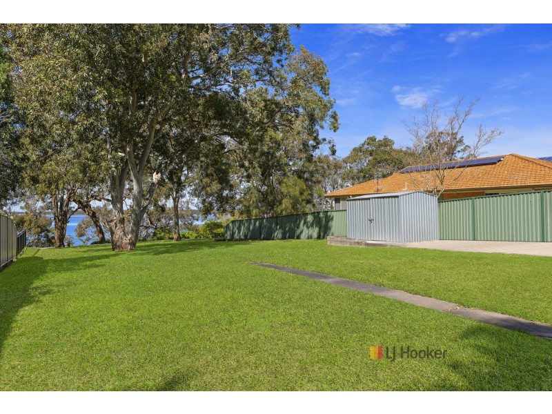 98 Buff Point Avenue, Buff Point NSW 2262