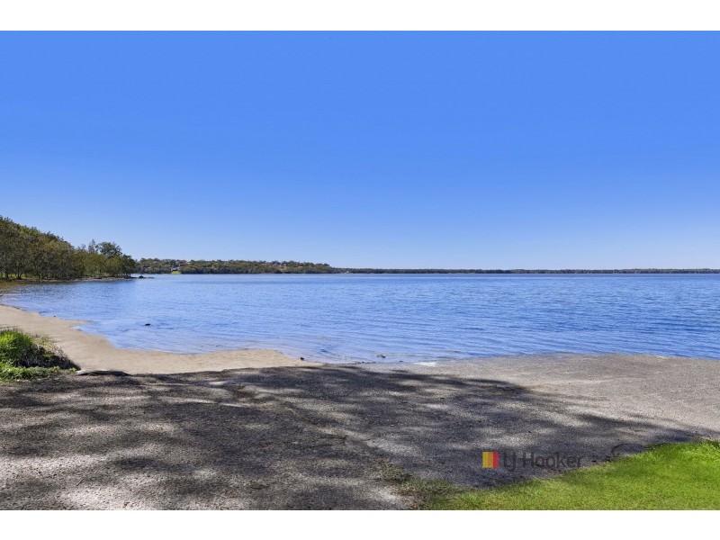 2b Harding Avenue, Lake Munmorah NSW 2259