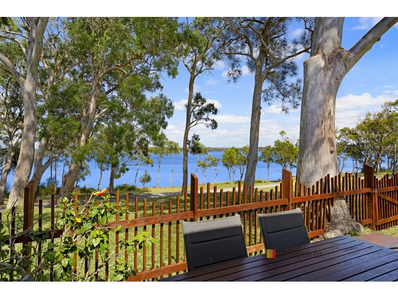 166 Buff Point Avenue, Buff Point NSW 2262