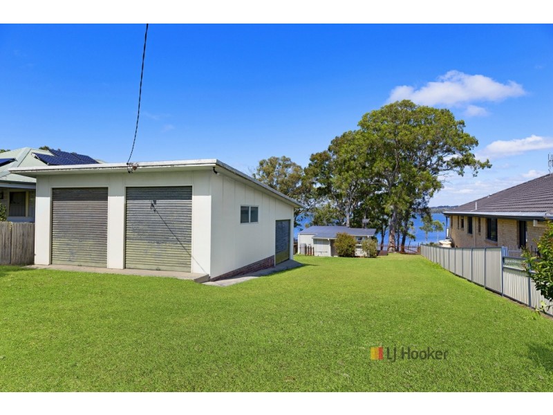 166 Buff Point Avenue, Buff Point NSW 2262