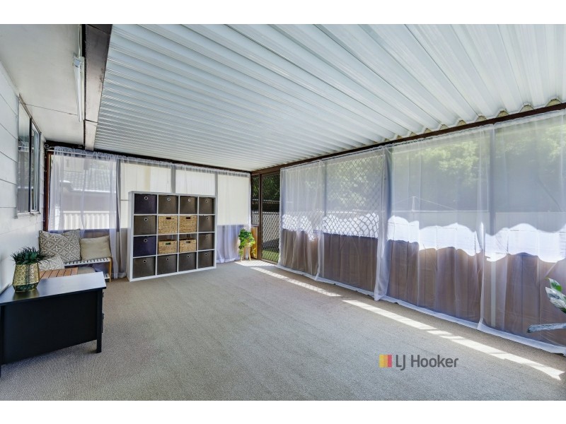 7 Charmhaven Avenue, Charmhaven NSW 2263